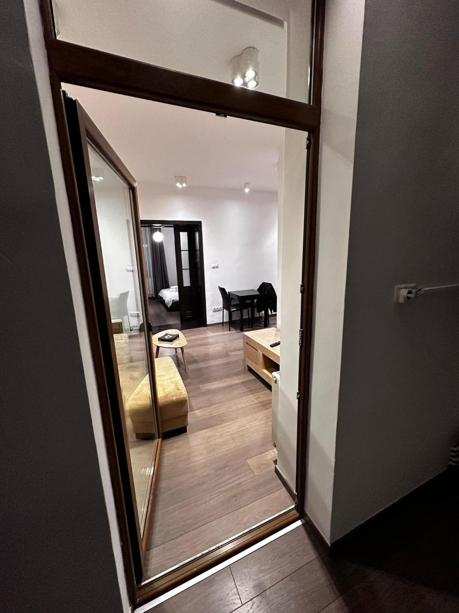 Elisio - Pani Nani Apartment Braşov Exteriör bild