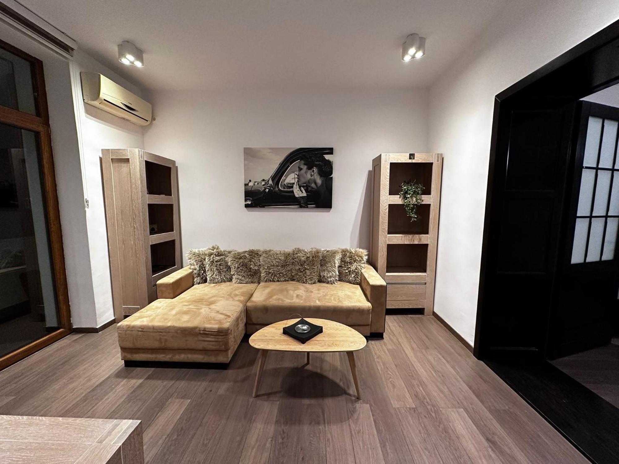 Elisio - Pani Nani Apartment Braşov Exteriör bild
